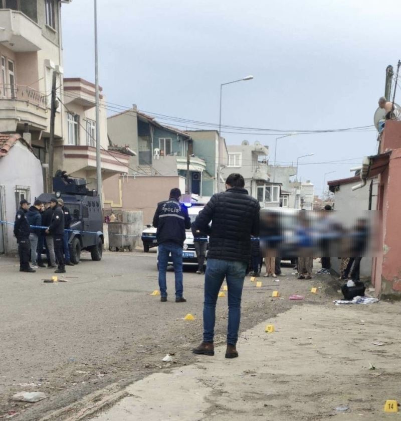 Tekirdağ’da 2 kişinin öldüğü olay kız alıp verme husumetiyle başlamış
