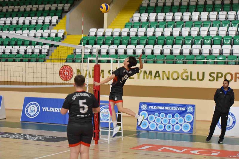 Yıldırım’da 2. küme okul sporları şenlikleri başladı
