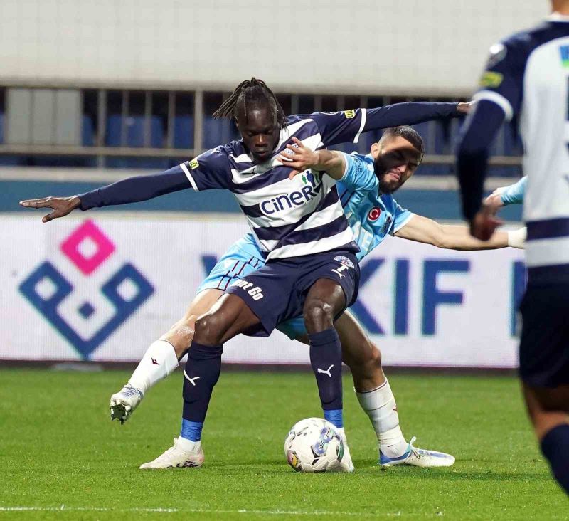 Spor Toto Süper Lig: Kasımpaşa: 2 - Trabzonspor: 0 (Maç sonucu)
