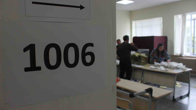 Kırklareli’nde oy sayma işlemi başladı
