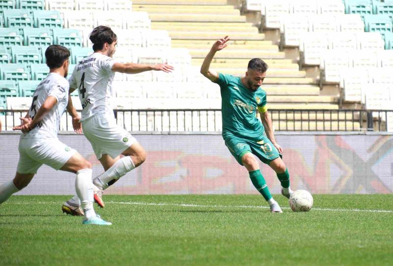 TFF 2. Lig: Bursaspor: 3 - Somaspor: 5
