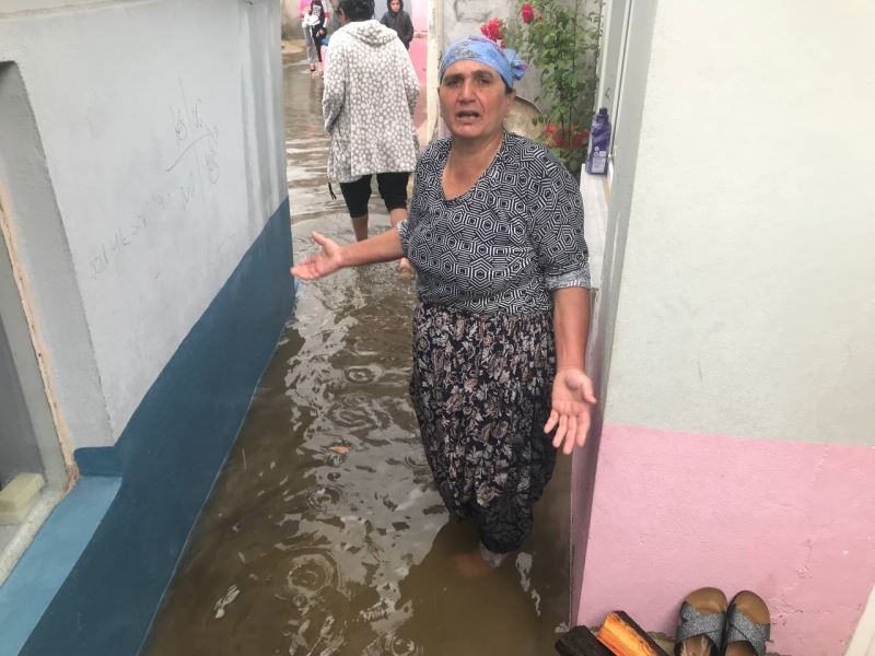 Edirne’de evleri su basan vatandaşlar belediyeye isyan etti