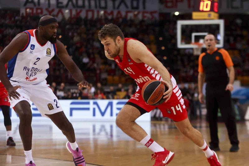 EuroLeague’de normal sezonun MVP’si, Sasha Vezenkov oldu
