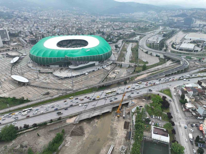 Acemler’e bir köprü daha
