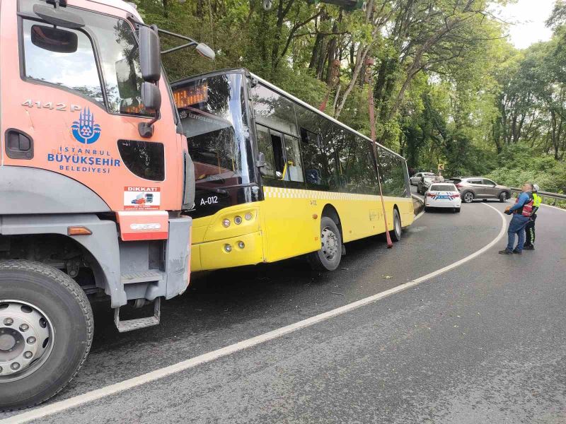 Sarıyer’de facianın eşiğinden dönüldü: Yolcu bulunan İETT otobüsü kaza yaptı