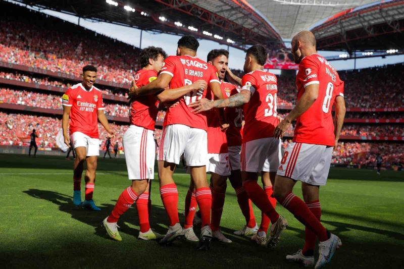 Benfica 4 yıl aradan sonra şampiyon
