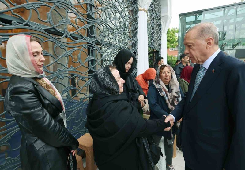 Gazeteci yazar Engin Ardıç son yolculuğuna uğurlandı: Törene Cumhurbaşkanı Erdoğan da katıldı
