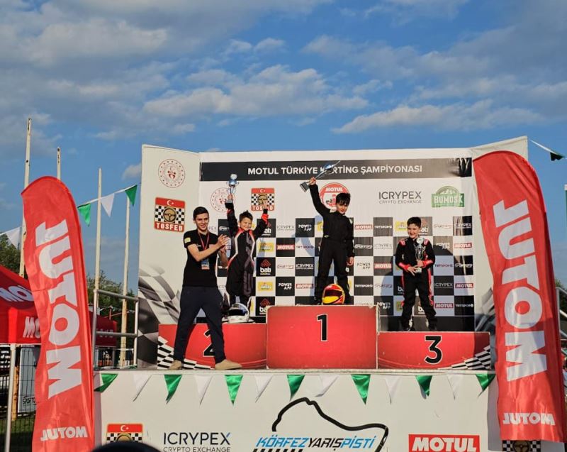 Karting şampiyonasına Büyükşehir yarışçıları damga vurdu
