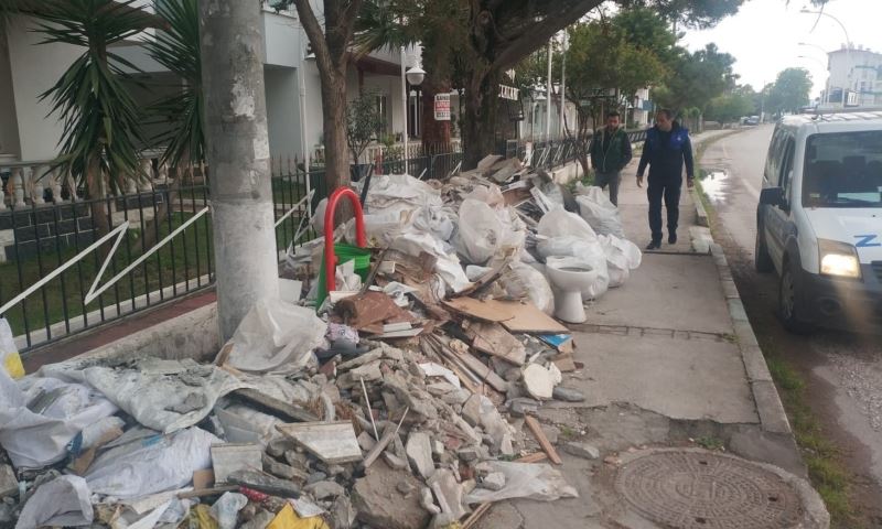 Gemlik’te hafriyat atıklarını evden alma dönemi başladı
