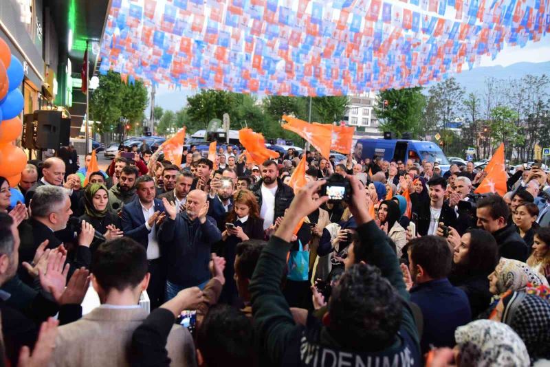 Yıldırım’da miting gibi açılış
