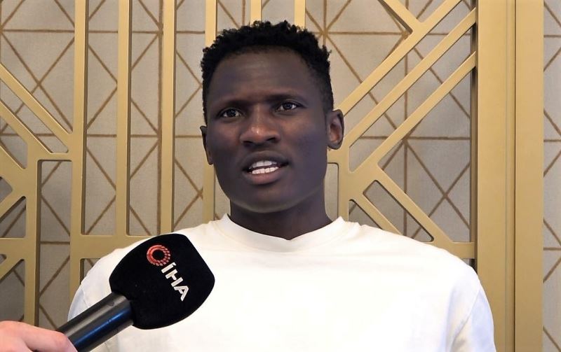 Michael Olunga: 