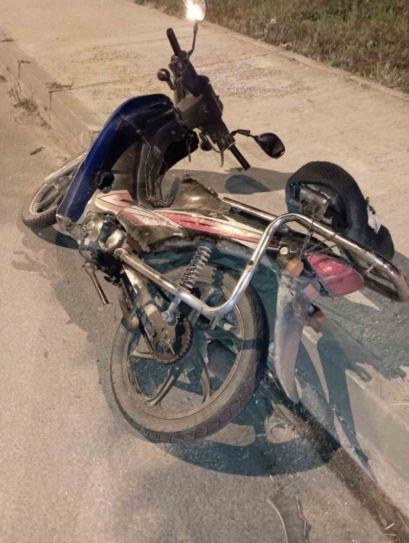 İpsala’da kaldırıma çarpan motosikletin sürücüsü yaralandı
