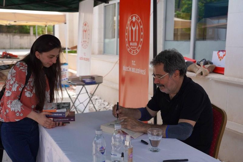 Yazar Ahmet Ümit Bilecik’te okuyucularıyla buluştu