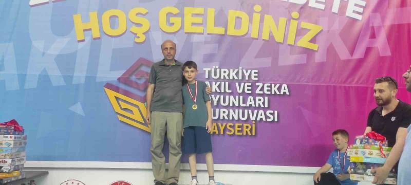 Akıl ve Zeka Oyunları Türkiye Şampiyonası birincisi Bursa’dan çıktı
