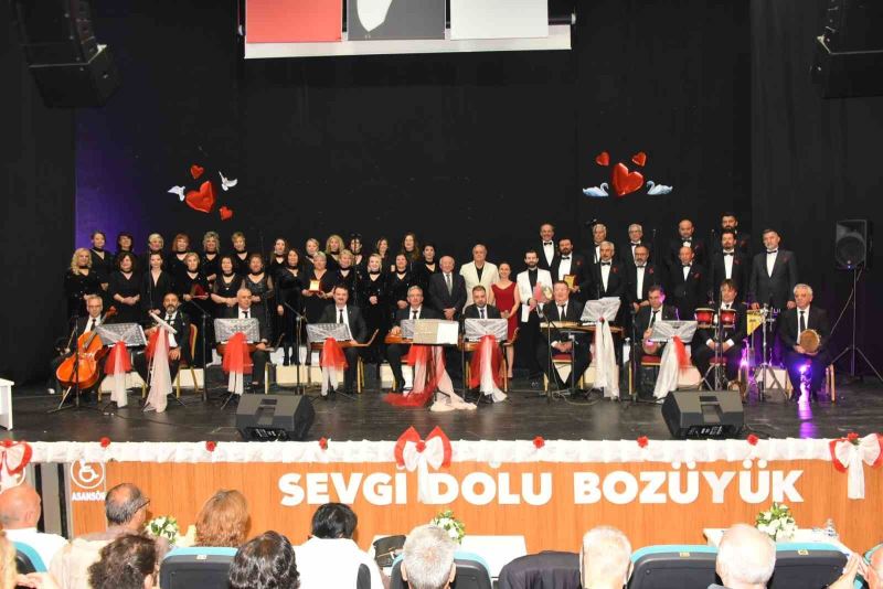 Bozüyük’te “Aşk Şarkıları” yankılandı
