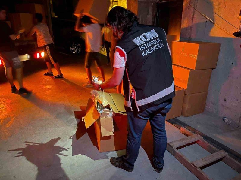 İstanbul merkezli 4 ilde operasyon: Piyasa değeri 23 milyon lira olan kaçak tütün ürünü ele geçirildi
