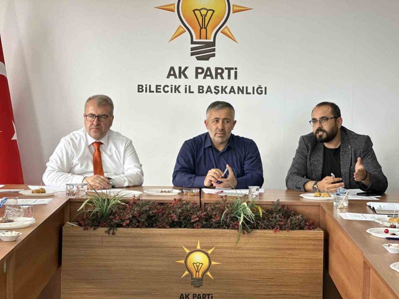 AK Parti yerel seçimi kazanabilmek hedefine dört kolla sarıldı
