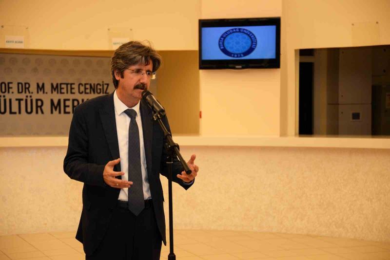 Bursa Uludağ Üniversitesi’nde bayramlaşma geleneği devam ediyor
