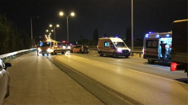 TEM’de kaza: Aynı otomobilden 8 yaralı çıktı
