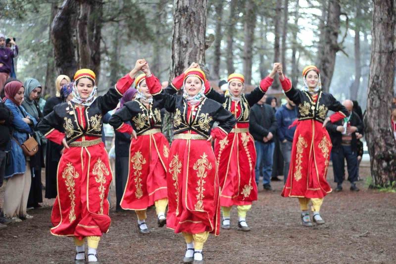 Artvinliler Küçükelmalı Tabiat Parkında buluştu
