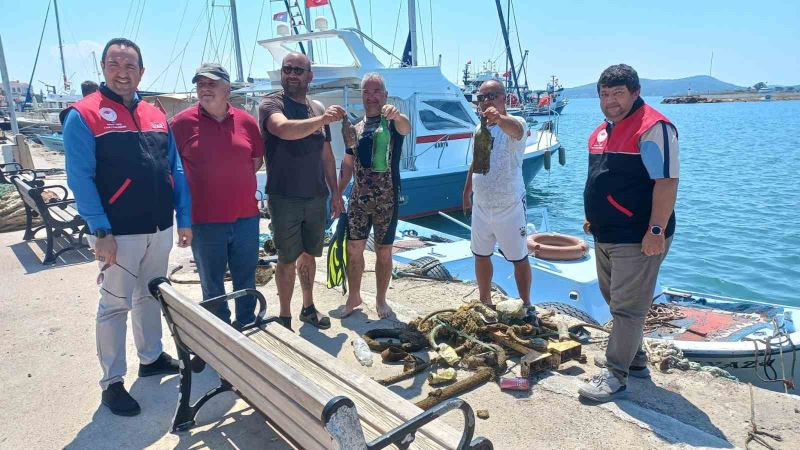 Cunda Adası’nda deniz dibi temizliği yaptılar
