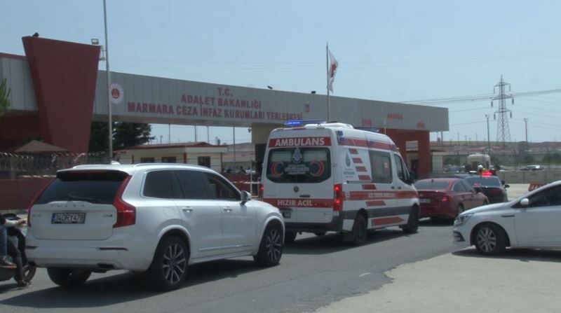 Kılıçdaroğlu, Marmara Cazaevinde Can Atalay’ı ziyaret etti
