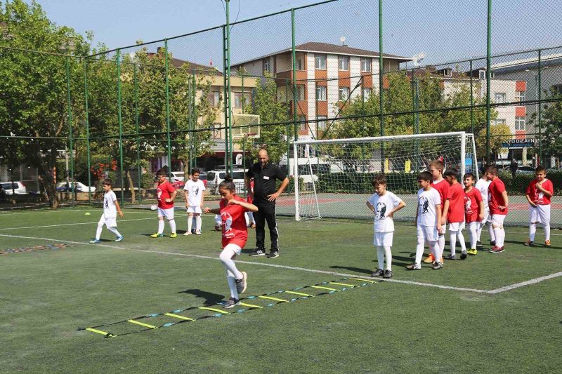 Ataşehir Belediyesi yaz spor eğitimleri başladı