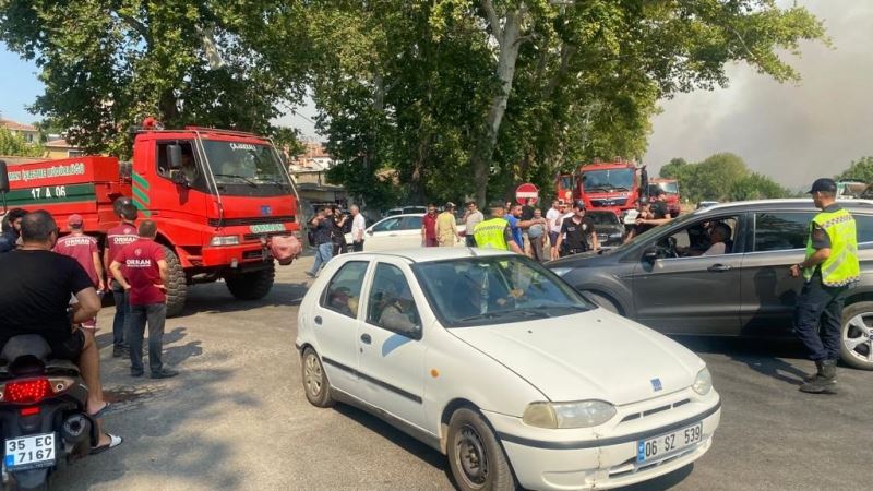 Çanakkale’de orman yangını nedeniyle 6 köy boşaltılıyor
