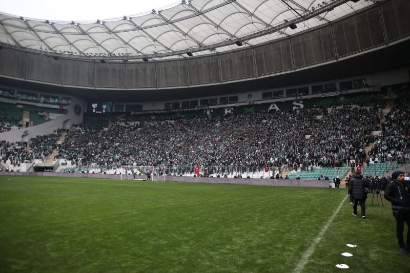 Bursaspor taraftar grubu Teksas, Başkan Recep Günay’a istifa çağrısı
