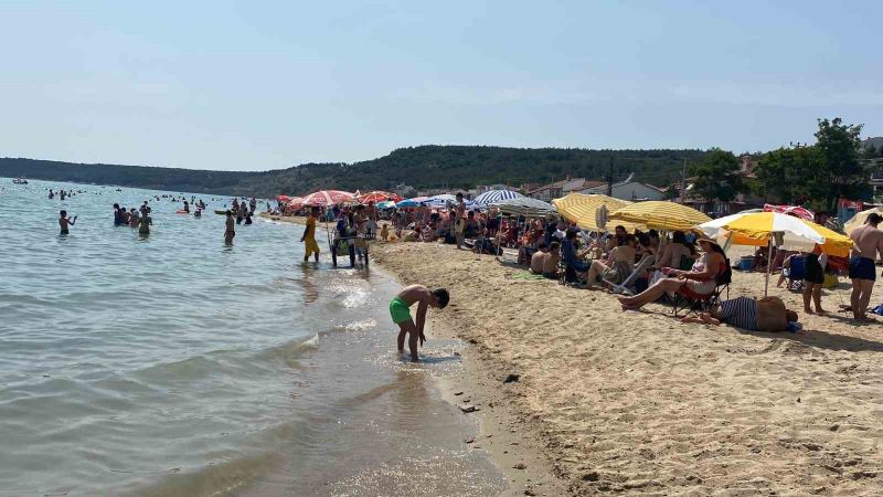Saros’a tatilci akını, köyün nüfusu ilçeyi geçti
