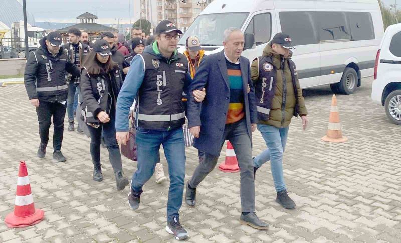 Eski Gökçeada Belediye Başkanı Çetin serbest bırakıldı
