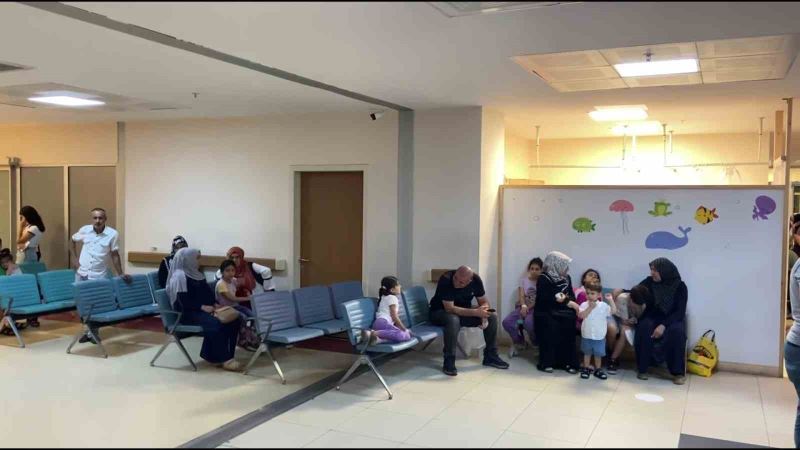 Sultanbeyli’nde cami kursundaki 73 çocuk gıda zehirlenmesi şüphesiyle hastaneye kaldırıldı
