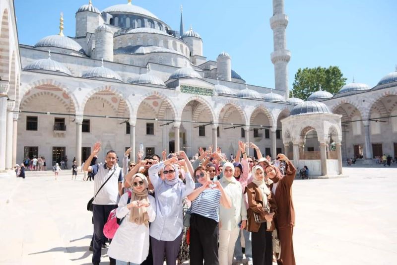 ‘Genç seyyahlar yeni şehirler’
