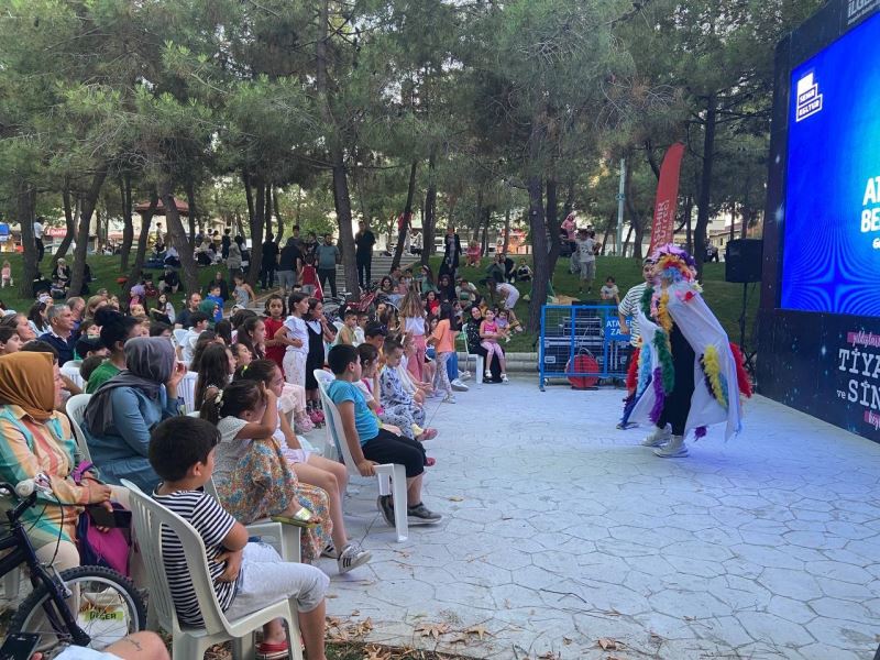 Ataşehir Belediyesi çocuklar için ‘Tiyatro ve Sinema Günleri’ düzenledi