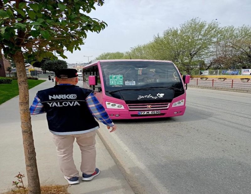 Yalova polisi “Türkiye Hep Birlikte Uyuşturucuya Hayır Diyor” sloganı ile sahada
