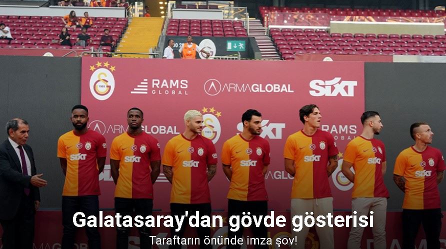 Galatasaray, yeni transferlerine taraftara açık imza töreni düzenledi