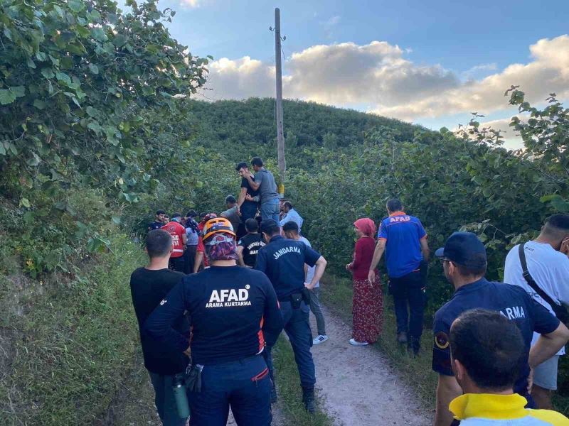 Ormanda kaybolan zihinsel engelli genç 8 saat sonra bulundu
