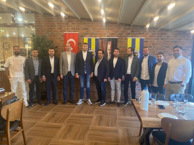 Fenerbahçe’ye gönül vermiş taraftarları bir araya getirecek derneğin açılışında sona doğru
