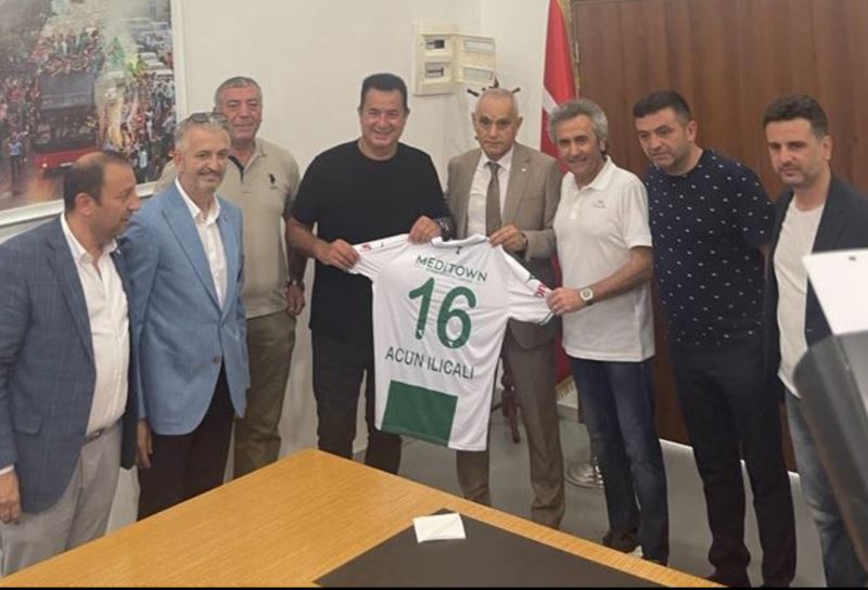 Bursaspor Başkanı Recep Günay ile Acun Ilıcalı bir araya geldi
