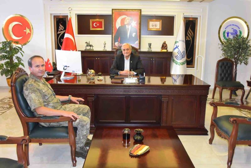 Bakkalcıoğlu, Garnizon Komutanı Yılmaz ve Kaymakam Altay ile bir araya geldi
