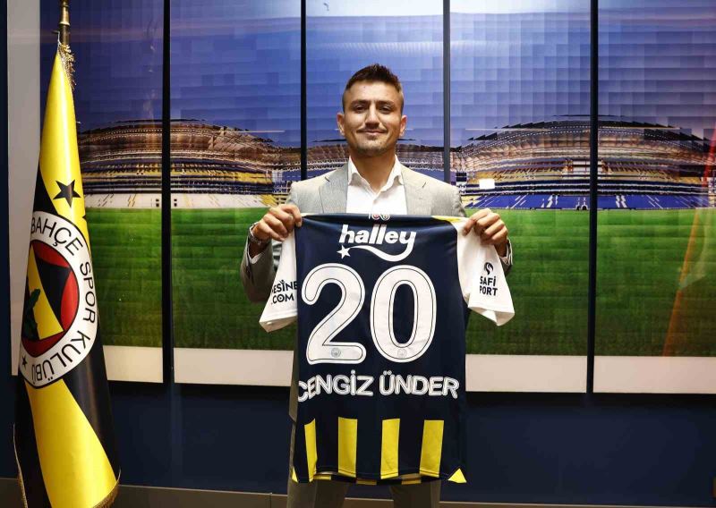Cengiz Ünder: “Fenerbahçe forması altında oynamak gurur verici”
