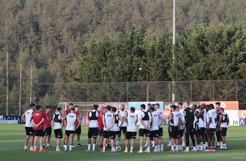 Beşiktaş, Neftçi Bakü maçı hazırlıklarını tamamladı
