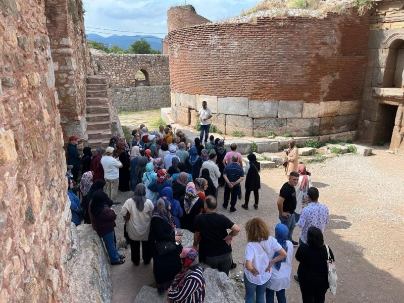 Derinceliler İznik’i gezdi