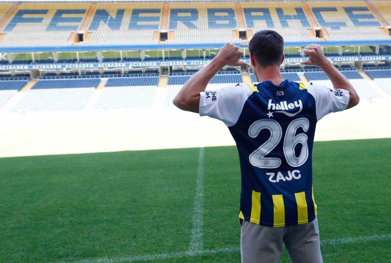 Fenerbahçe, Miha Zajc ile sözleşme yeniledi

