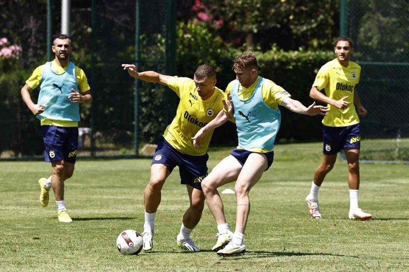 Fenerbahçe, ara vermeden hazırlıklarını sürdürdü
