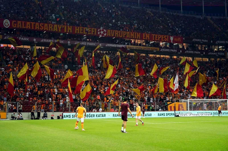 Galatasaray - Trabzonspor maçını 46 bin 295 taraftar takip etti
