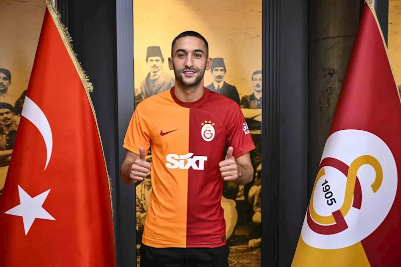 Hakim Ziyech, sarı-kırmızılı taraftarların karşısına çıktı
