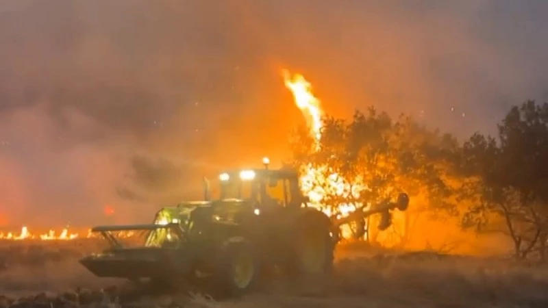 Komşu Yunanistan’daki yangına havadan ve karadan müdahale ediliyor

