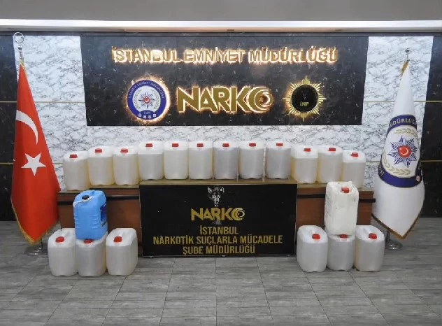 İstanbul’da uyuşturucuya ilişkin yürütülen çalışmalarda 907 kilo 823 gram uyuşturucu madde ele geçirildi

