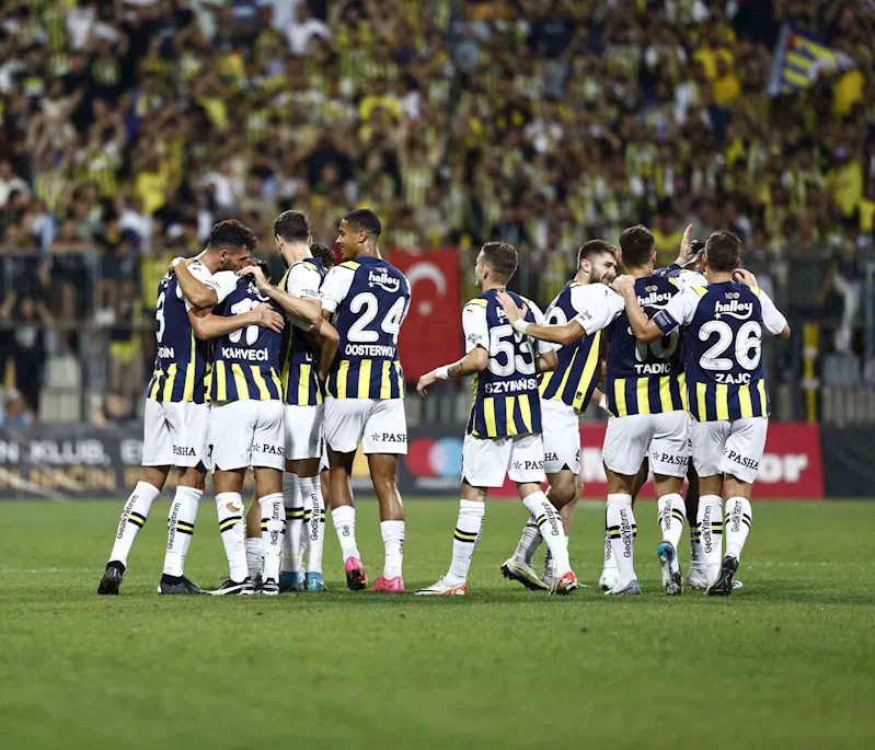 Fenerbahçe, sahasında Twente karşısında avantaj peşinde
